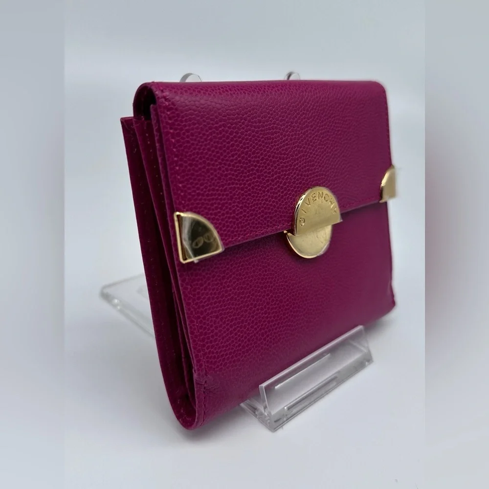 Vintage Givenchy Pink Leather Wallet with Gold Hardware - Picture 5 of 10